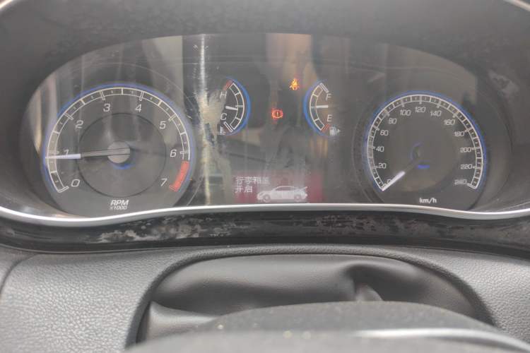 Used Fiat Viaggio 2012 1.4T Manual Enjoyment Edition Odometer Close Up