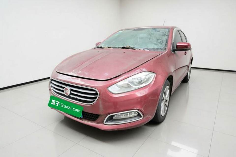 Fiat Viaggio 2012