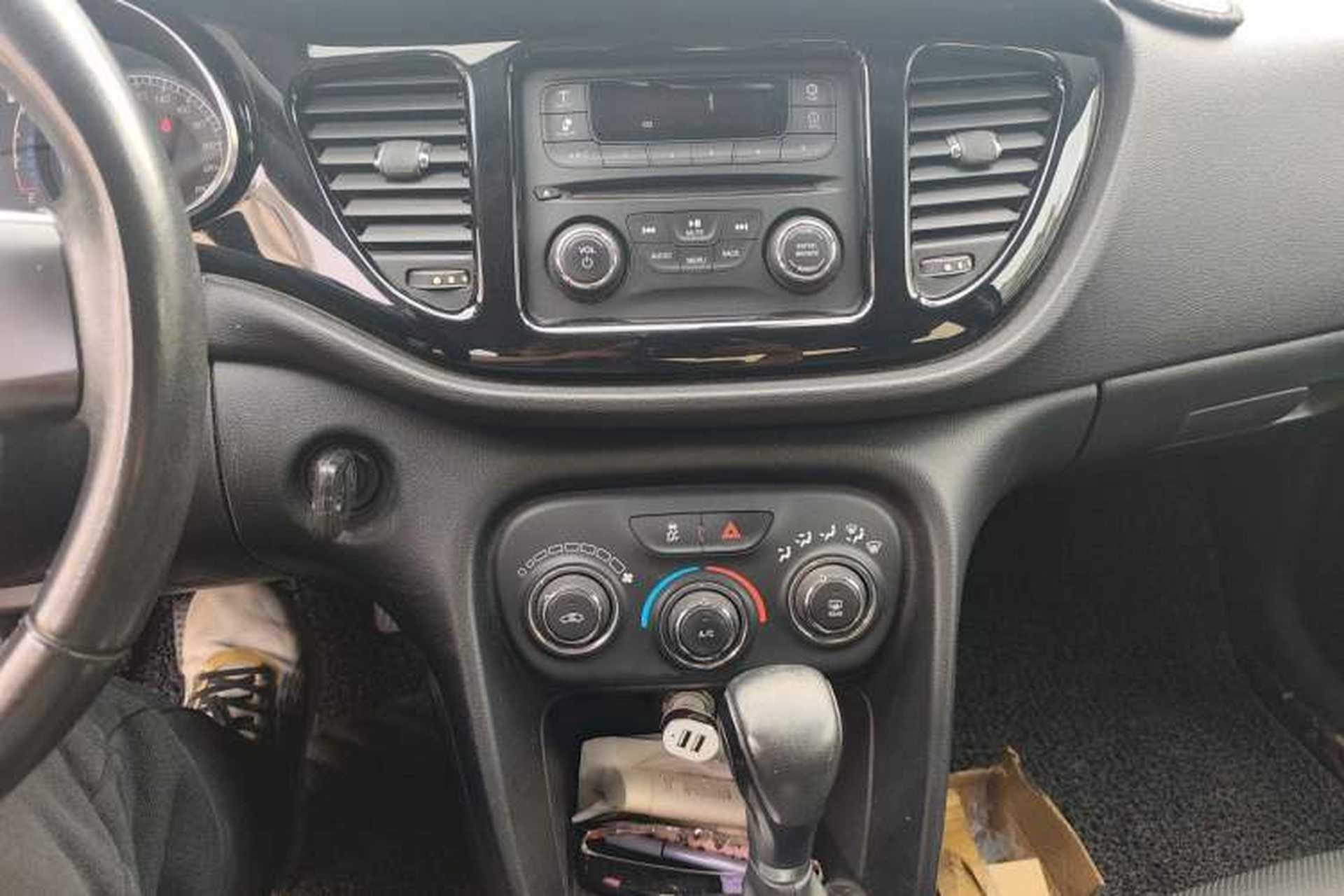 Used Fiat Viaggio 2012 1.4T Automatic Jingxiang Edition Audio And AC Panel
