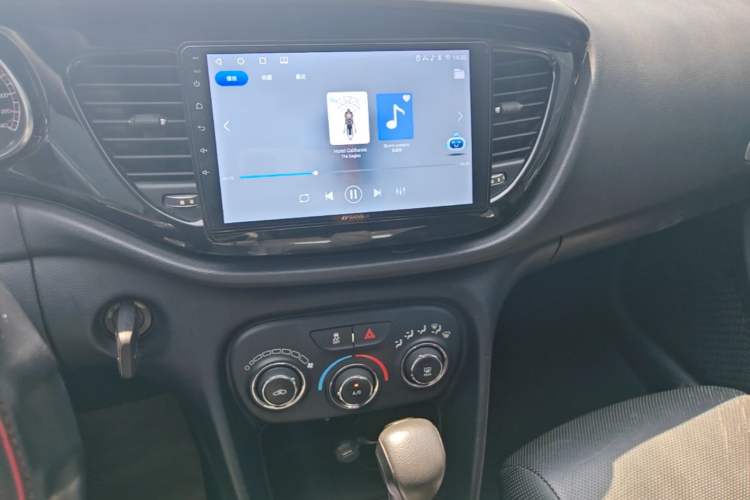 Used Fiat Viaggio 2012 1.4T Automatic Jingxiang Edition Audio And AC Panel