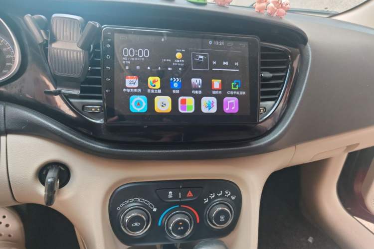Used Fiat Viaggio 2012 1.4T Automatic Jingxiang Edition Audio And AC Panel