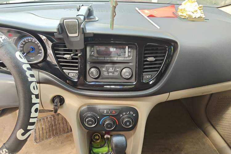 Used Fiat Viaggio 2012 1.4T Automatic Jingxiang Edition Audio And AC Panel