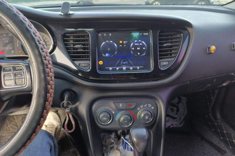 Used Fiat Viaggio 2012 1.4T Automatic Jingxiang Edition Audio And AC Panel