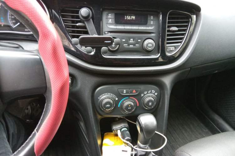 Used Fiat Viaggio 2012 1.4T Automatic Jingxiang Edition Audio And AC Panel