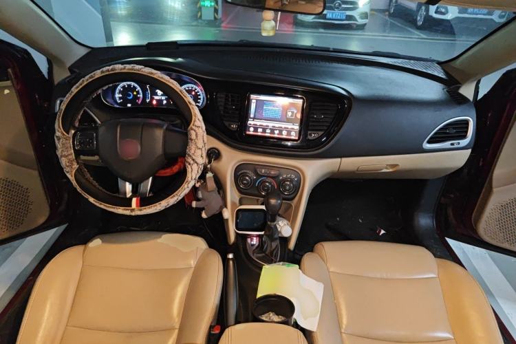 Used Fiat Viaggio 2012 1.4T Automatic Enjoyment Edition Center Console