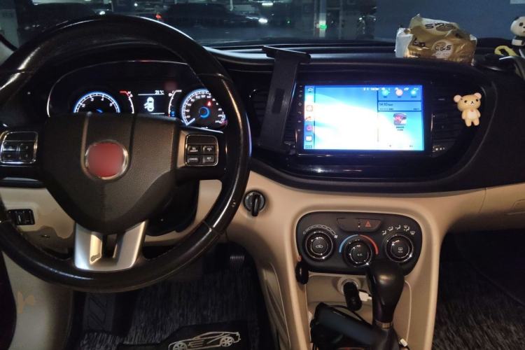 Used Fiat Viaggio 2012 1.4T Automatic Jingxiang Edition Center Console