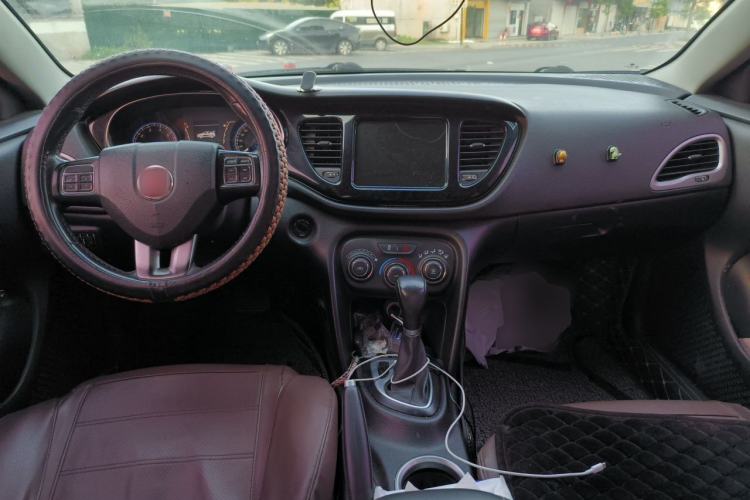 Used Fiat Viaggio 2012 1.4T Automatic Jingxiang Edition Center Console