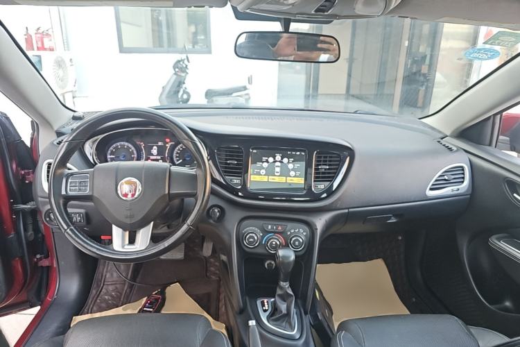 Used Fiat Viaggio 2012 1.4T Automatic Jingxiang Edition Center Console