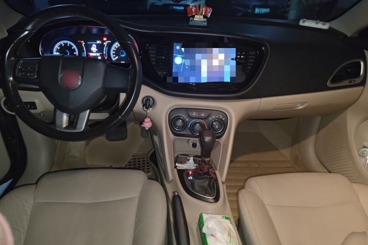 Used Fiat Viaggio 2012 1.4T Automatic Jingxiang Edition Center Console