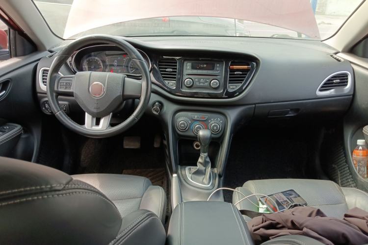 Used Fiat Viaggio 2012 1.4T Automatic Jingxiang Edition Center Console