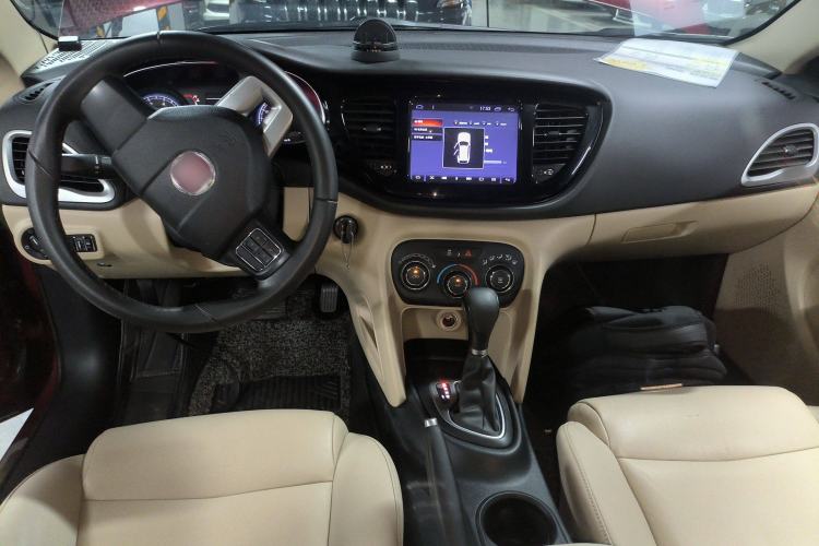 Used Fiat Viaggio 2012 1.4T Automatic Enjoyment Edition Center Console