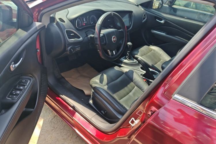 Used Fiat Viaggio 2012 1.4T Automatic Jingxiang Edition Driver Seat