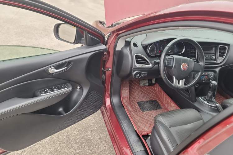 Used Fiat Viaggio 2012 1.4T Automatic Jingxiang Edition Driver Seat