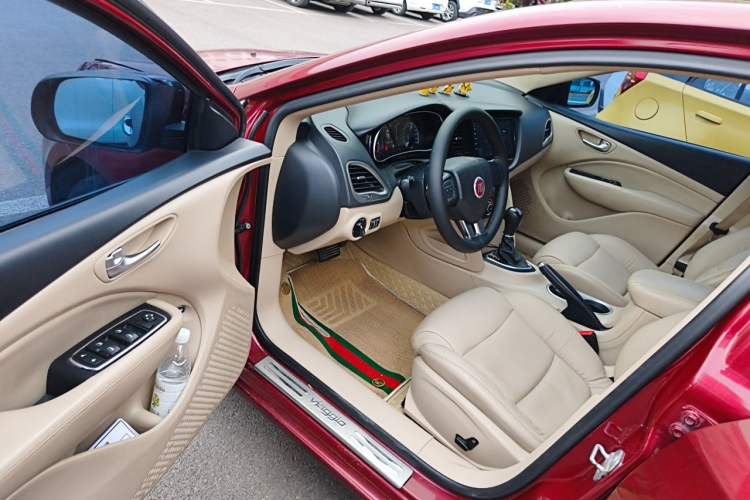 Used Fiat Viaggio 2012 1.4T Automatic Jingxiang Edition Driver Seat