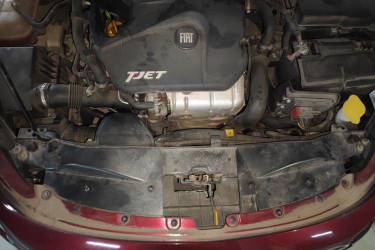 Used Fiat Viaggio 2012 1.4T Automatic Enjoyment Edition Engine Bay