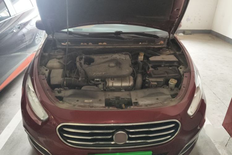 Used Fiat Viaggio 2012 1.4T Automatic Jingxiang Edition Engine Bay