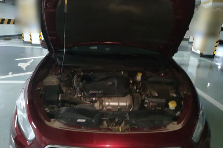 Used Fiat Viaggio 2012 1.4T Automatic Jingxiang Edition Engine Bay