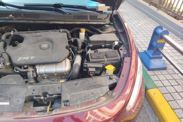 Used Fiat Viaggio 2012 1.4T Automatic Enjoyment Edition Engine Bay Left