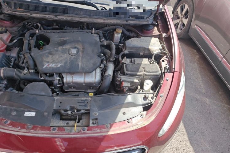 Used Fiat Viaggio 2012 1.4T Automatic Enjoyment Edition Engine Bay Left