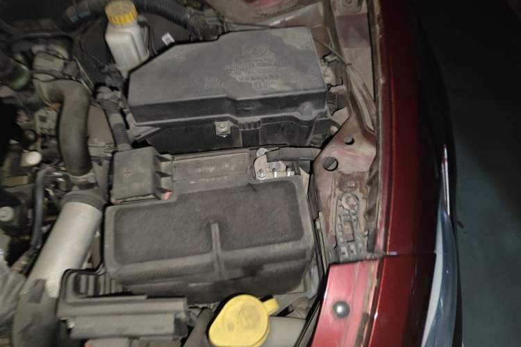 Used Fiat Viaggio 2012 1.4T Automatic Jingxiang Edition Engine Bay Left
