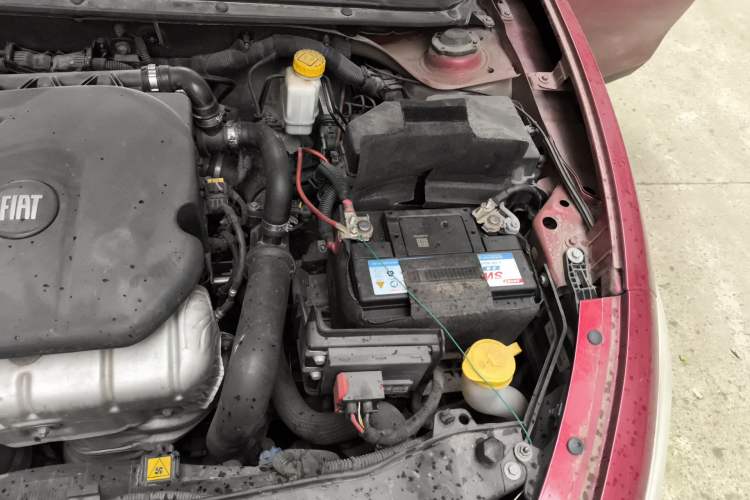 Used Fiat Viaggio 2012 1.4T Automatic Jingxiang Edition Engine Bay Left
