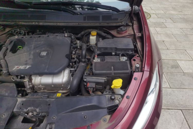 Used Fiat Viaggio 2012 1.4T Automatic Luxury Edition Engine Bay Left