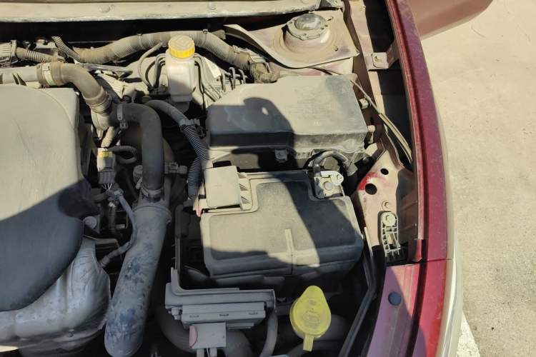 Used Fiat Viaggio 2012 1.4T Automatic Luxury Edition Engine Bay Left