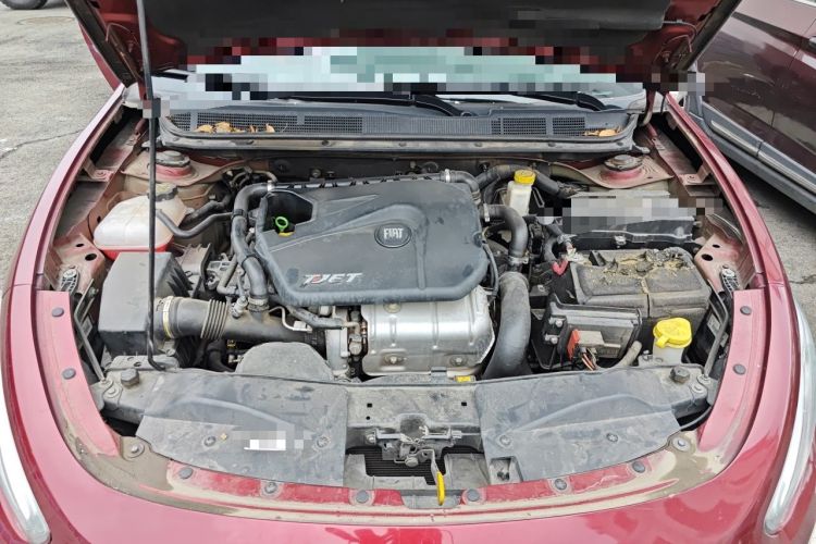 Used Fiat Viaggio 2012 1.4T Automatic Enjoyment Edition Engine Bay