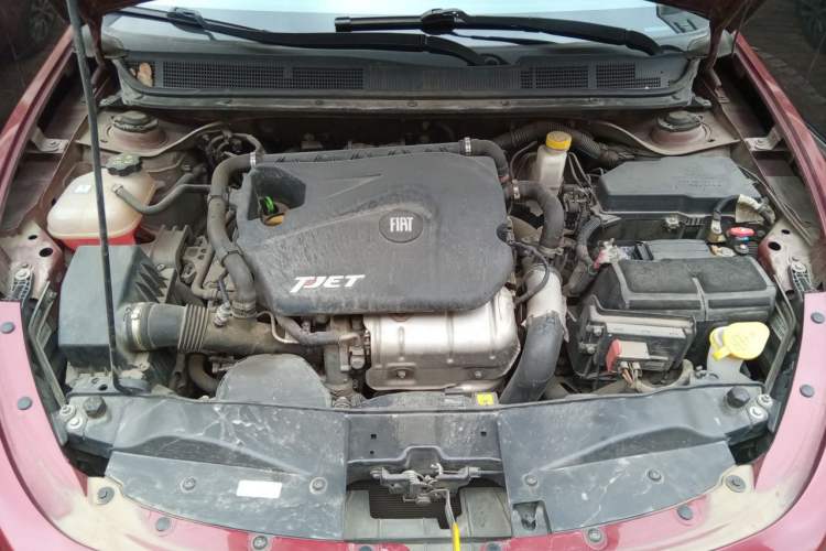 Used Fiat Viaggio 2012 1.4T Automatic Jingxiang Edition Engine Bay
