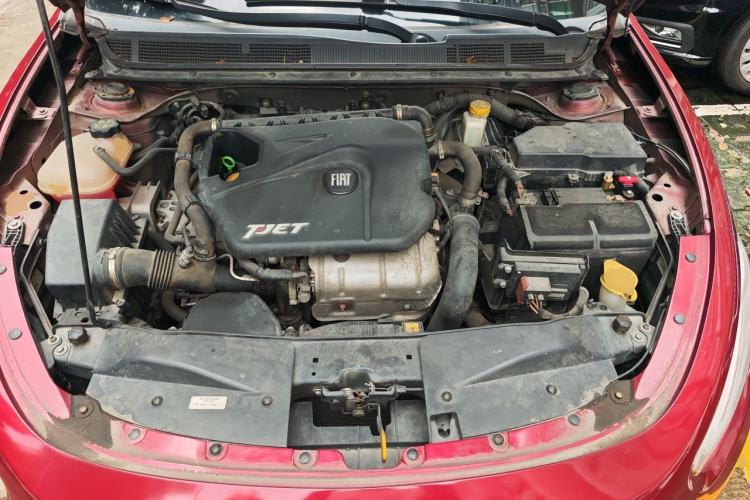 Used Fiat Viaggio 2012 1.4T Automatic Enjoyment Edition Engine Bay