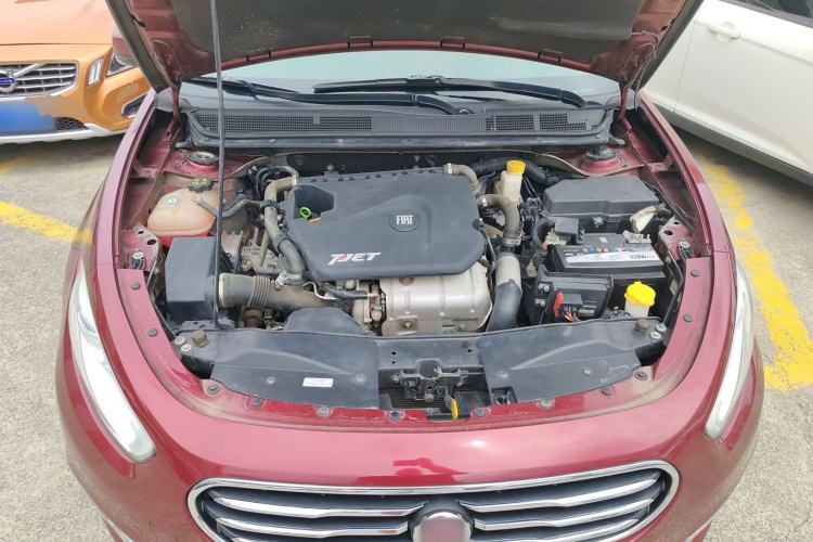Used Fiat Viaggio 2012 1.4T Automatic Jingxiang Edition Engine Bay