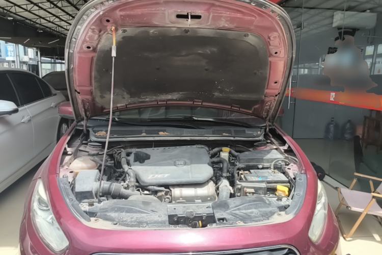 Used Fiat Viaggio 2012 1.4T Automatic Jingxiang Edition Engine Bay