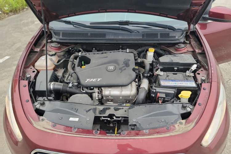 Used Fiat Viaggio 2012 1.4T Automatic Jingxiang Edition Engine Bay