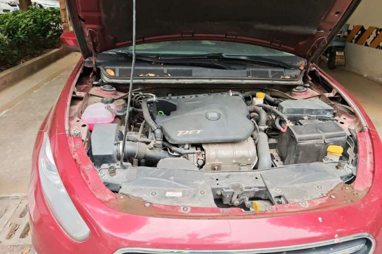 Used Fiat Viaggio 2012 1.4T Manual Enjoyment Edition Engine Bay Right