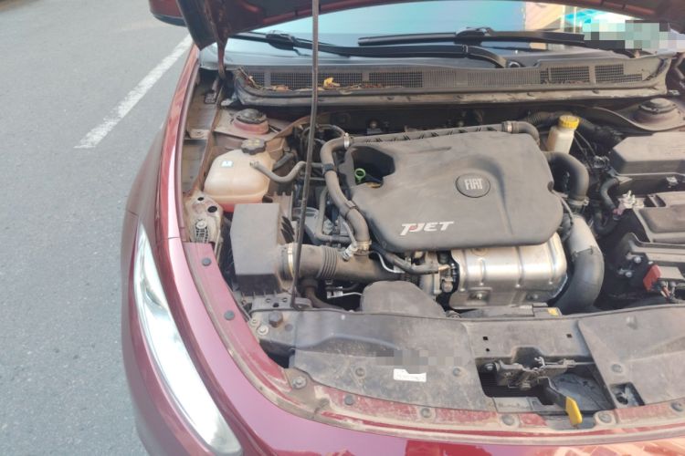 Used Fiat Viaggio 2012 1.4T Automatic Enjoyment Edition Engine Bay Right