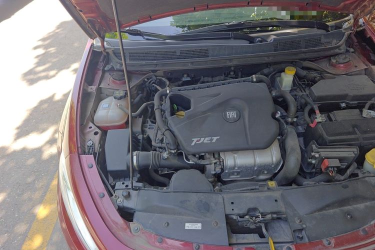 Used Fiat Viaggio 2012 1.4T Automatic Luxury Edition Engine Bay Right