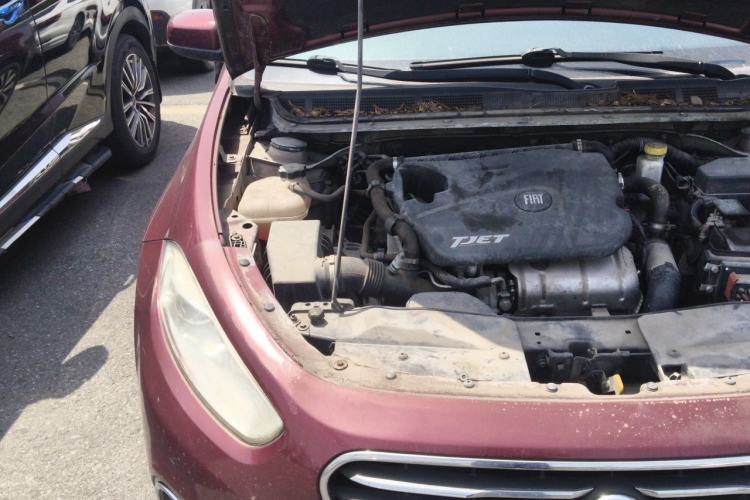 Used Fiat Viaggio 2012 1.4T Automatic Jingxiang Edition Engine Bay Right