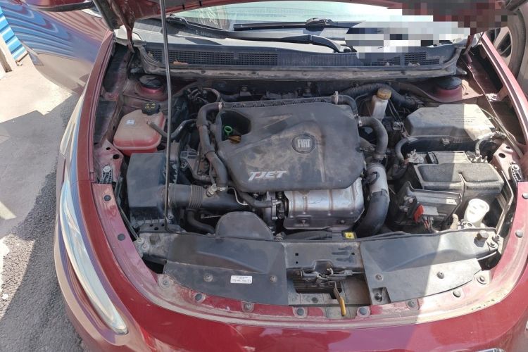 Used Fiat Viaggio 2012 1.4T Automatic Enjoyment Edition Engine Bay Right