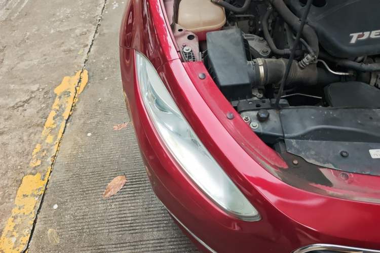 Used Fiat Viaggio 2012 1.4T Automatic Enjoyment Edition Engine Bay Right