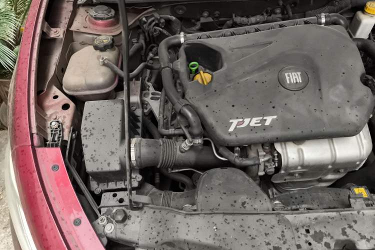 Used Fiat Viaggio 2012 1.4T Automatic Jingxiang Edition Engine Bay Right
