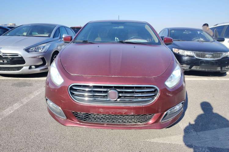 Used Fiat Viaggio 2012 1.4T Automatic Enjoyment Edition Exterior 1