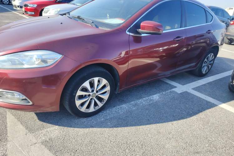Used Fiat Viaggio 2012 1.4T Automatic Enjoyment Edition Exterior 3