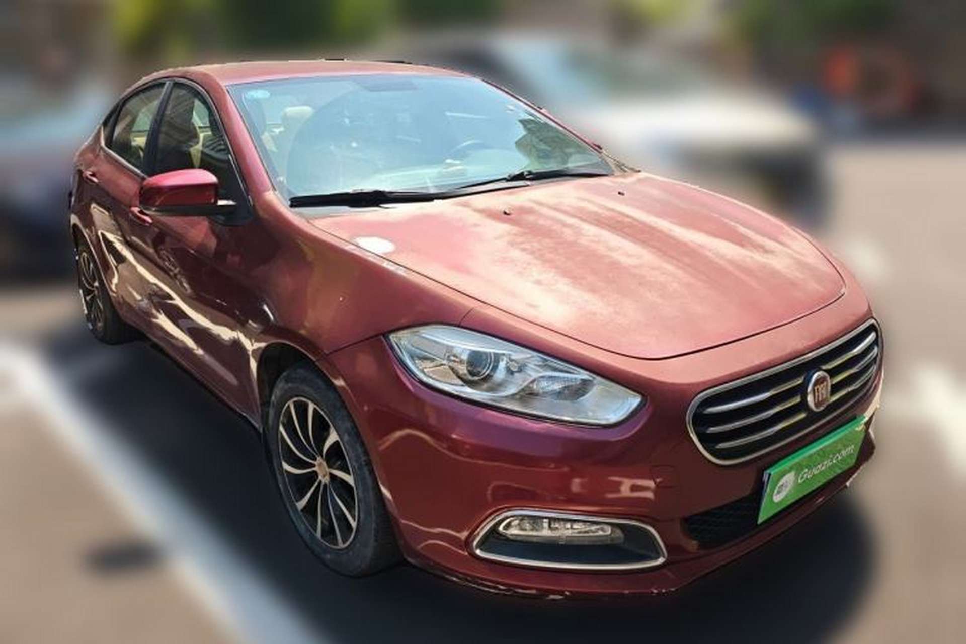 Used Fiat Viaggio 2012 1.4T Automatic Enjoyment Edition Front Right 45 Deg