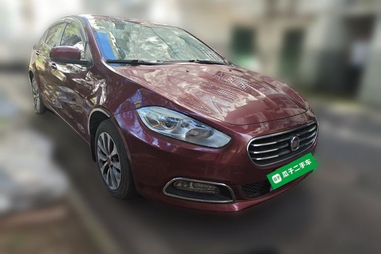 Used Fiat Viaggio 2012 1.4T Automatic Jingxiang Edition Front Right 45 Deg