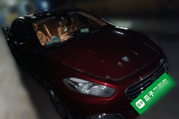 Used Fiat Viaggio 2012 1.4T Automatic Jingxiang Edition Front Right 45 Deg