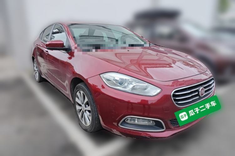 Used Fiat Viaggio 2012 1.4T Automatic Enjoyment Edition Front Right 45 Deg