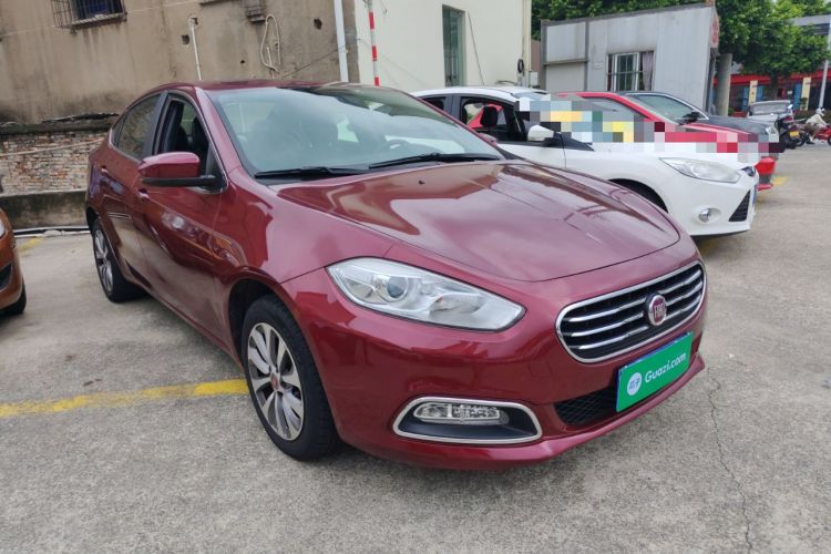 Used Fiat Viaggio 2012 1.4T Automatic Jingxiang Edition Front Right 45 Deg