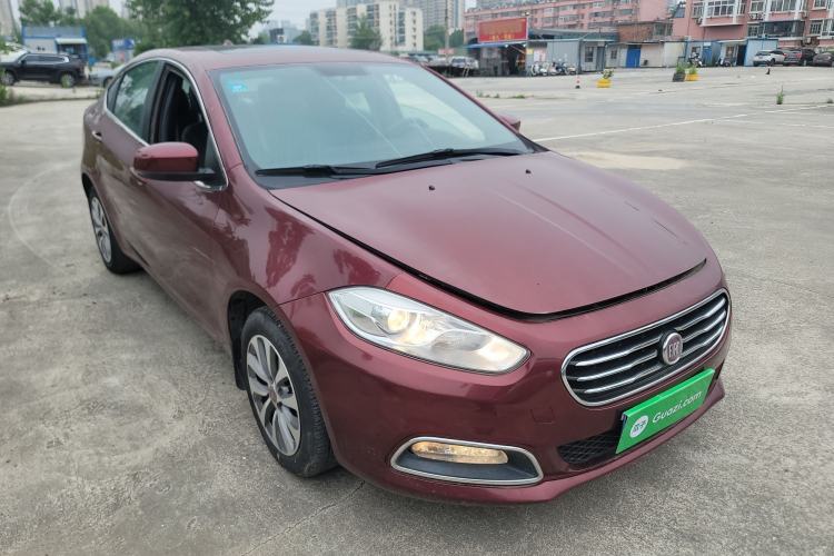 Used Fiat Viaggio 2012 1.4T Automatic Jingxiang Edition Front Right 45 Deg