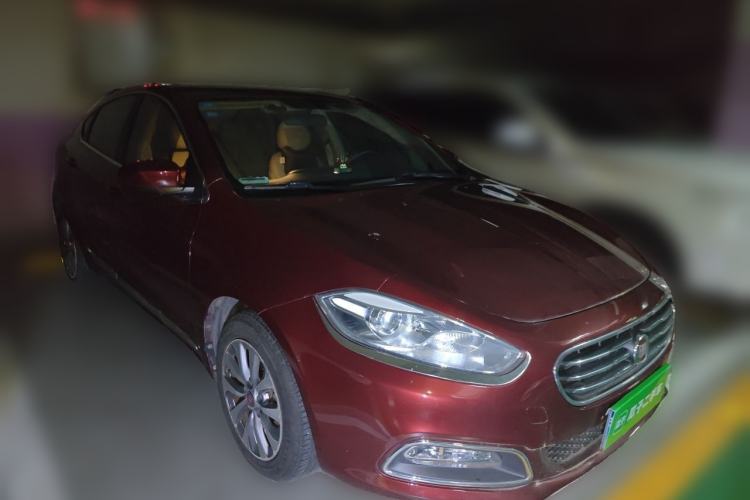 Used Fiat Viaggio 2012 1.4T Automatic Jingxiang Edition Front Right 45 Deg