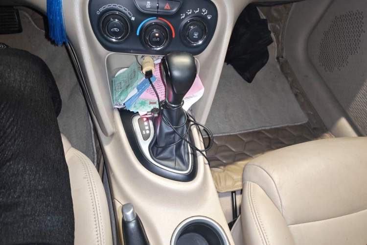 Used Fiat Viaggio 2012 1.4T Automatic Jingxiang Edition Gear Lever